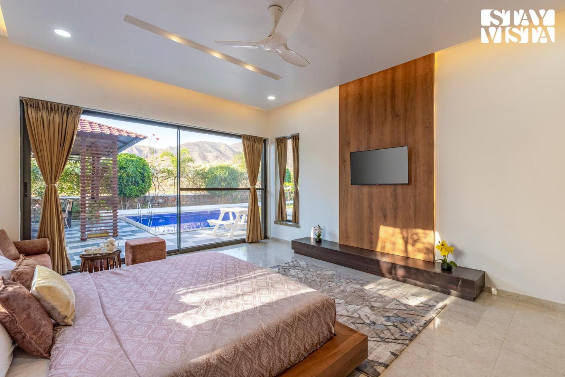 Stayvista'S Bella Dream - Mountain-View With Outdoor Pool, Lawn Featuring A Gazebo & Indoor Games Udaipur Eksteriør billede