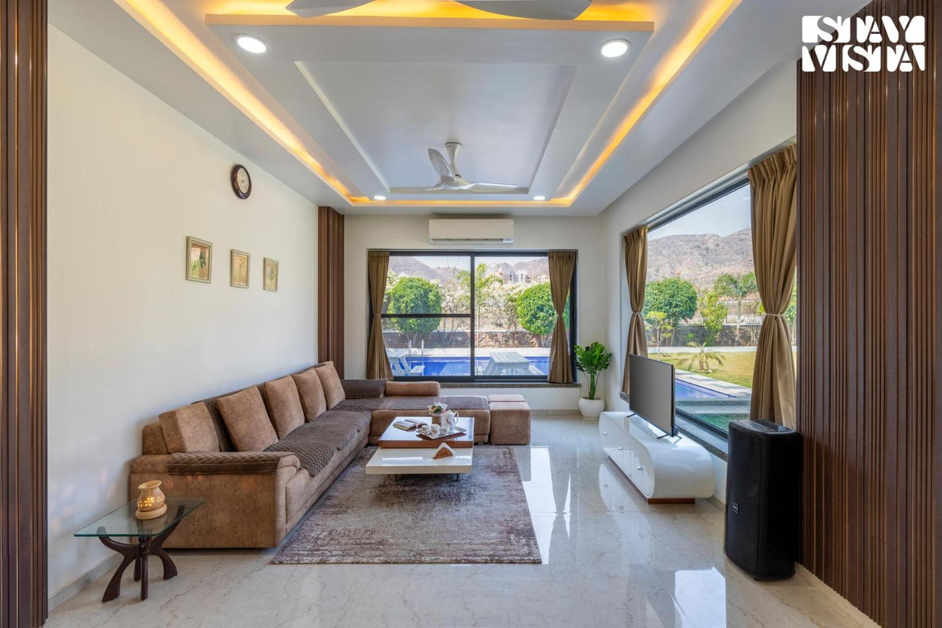 Stayvista'S Bella Dream - Mountain-View With Outdoor Pool, Lawn Featuring A Gazebo & Indoor Games Udaipur Eksteriør billede