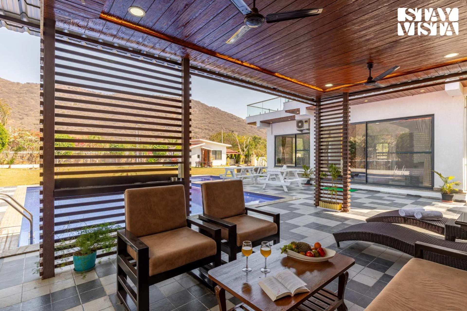 Stayvista'S Bella Dream - Mountain-View With Outdoor Pool, Lawn Featuring A Gazebo & Indoor Games Udaipur Eksteriør billede